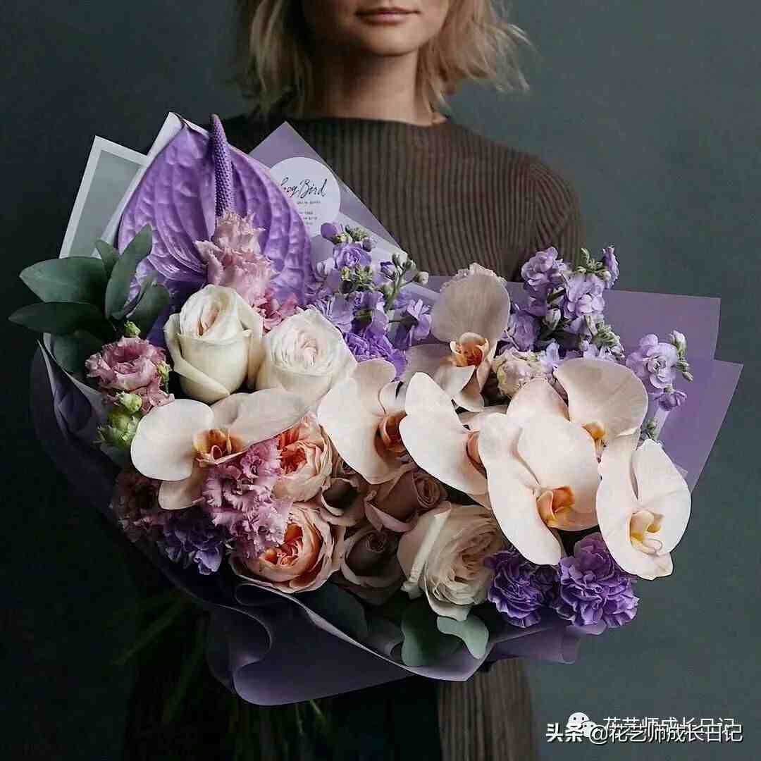 母亲节就是向妈妈们表达爱心的好日子,即使是送一束鲜花,她就十分欣慰