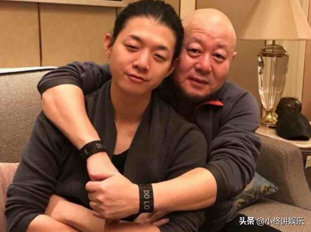 歌手霍尊父亲母亲是谁霍尊原生家庭曝光