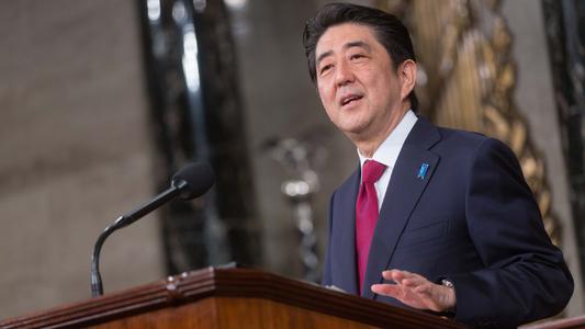 安倍连续任日本首相天数将创纪录