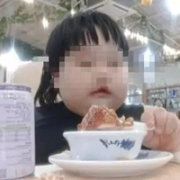 3岁70斤吃播女童母亲否认虐待
