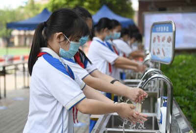 武汉中小学幼儿园全面开学