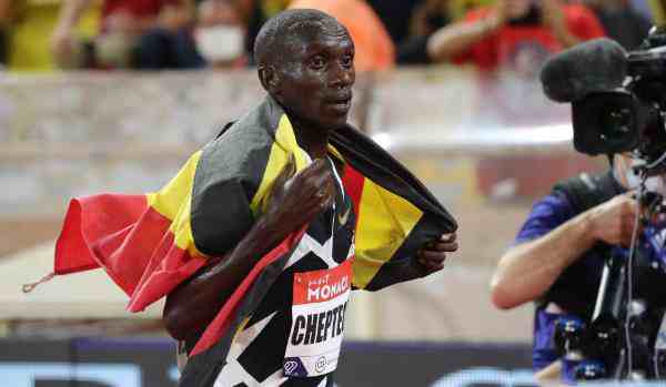 男子10000米世界纪录告破,400米世界纪录男