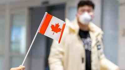 12名中国留学生在加拿大聚会后感染