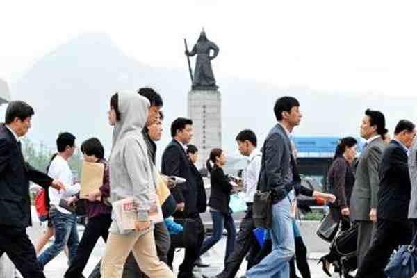韩国打工人均欠23万