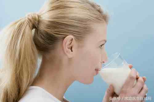 孕妇饮食补钙只能喝牛奶吗？还能吃4类补钙食品