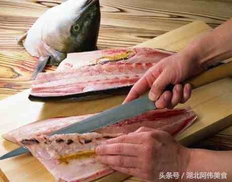 一般的鱼怎么改刀？饭店大厨教你几点技巧，保证切的鱼好看花样多