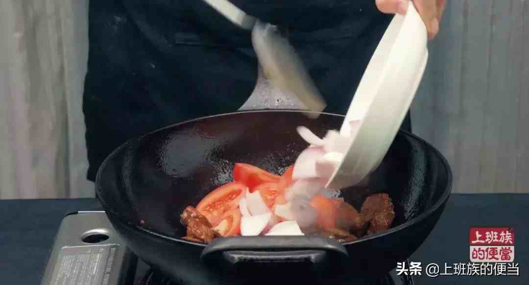 牛肉加土豆最好吃的烧法，冬天来上这一锅，吃一顿想半年