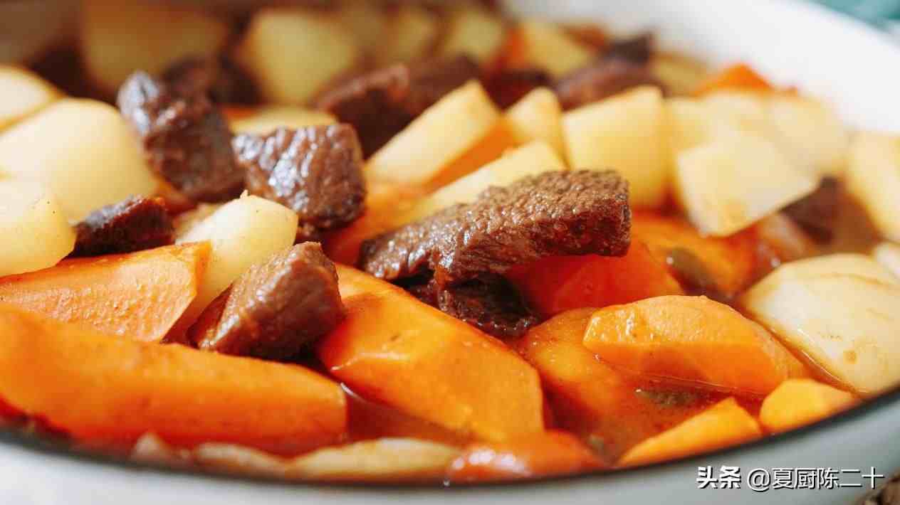 人人都爱的红烧土豆牛肉，如何做的更好吃？秘诀全在这~