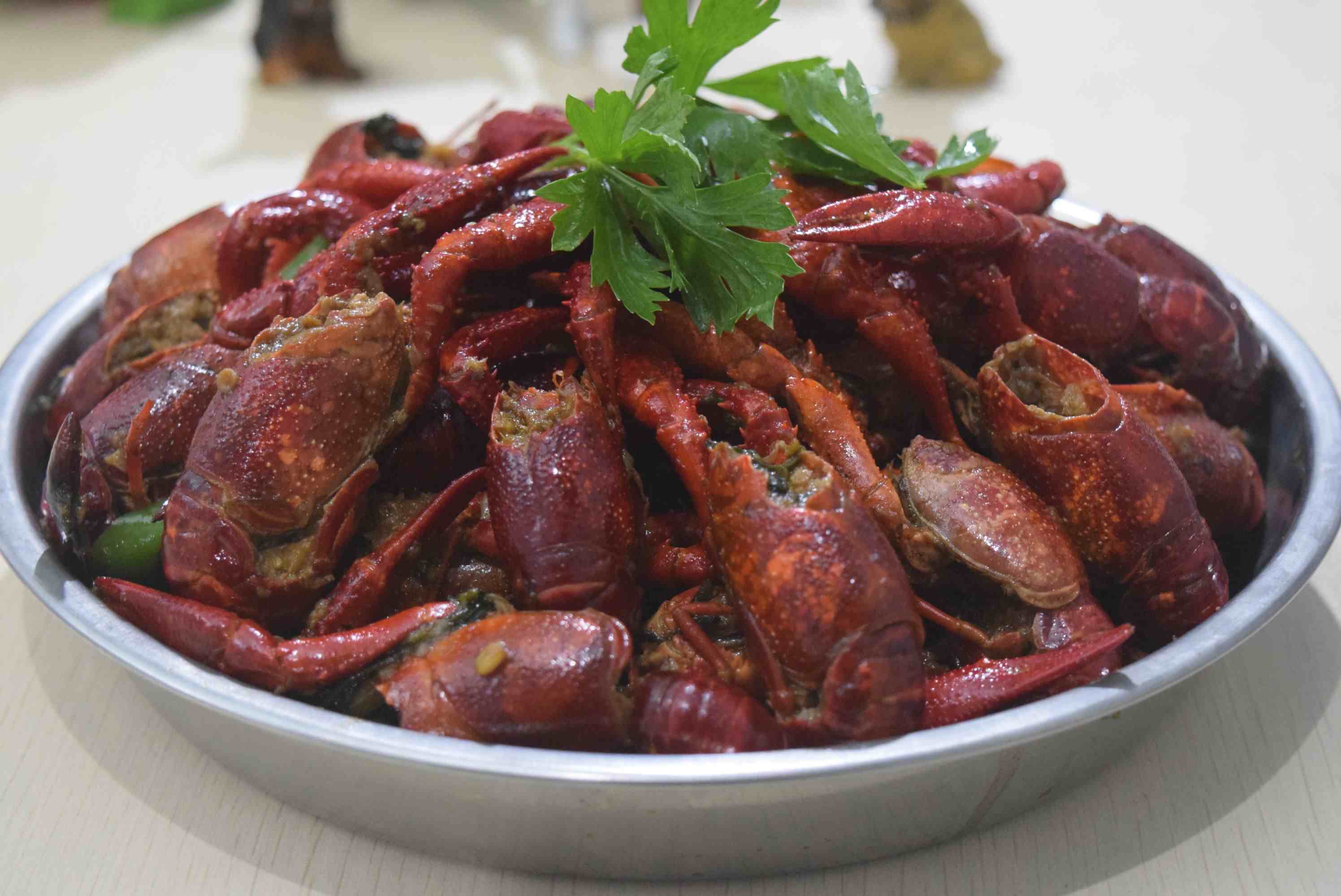 小龙虾5种最好吃的做法，每种都简单美味，看看你喜欢吃哪种？