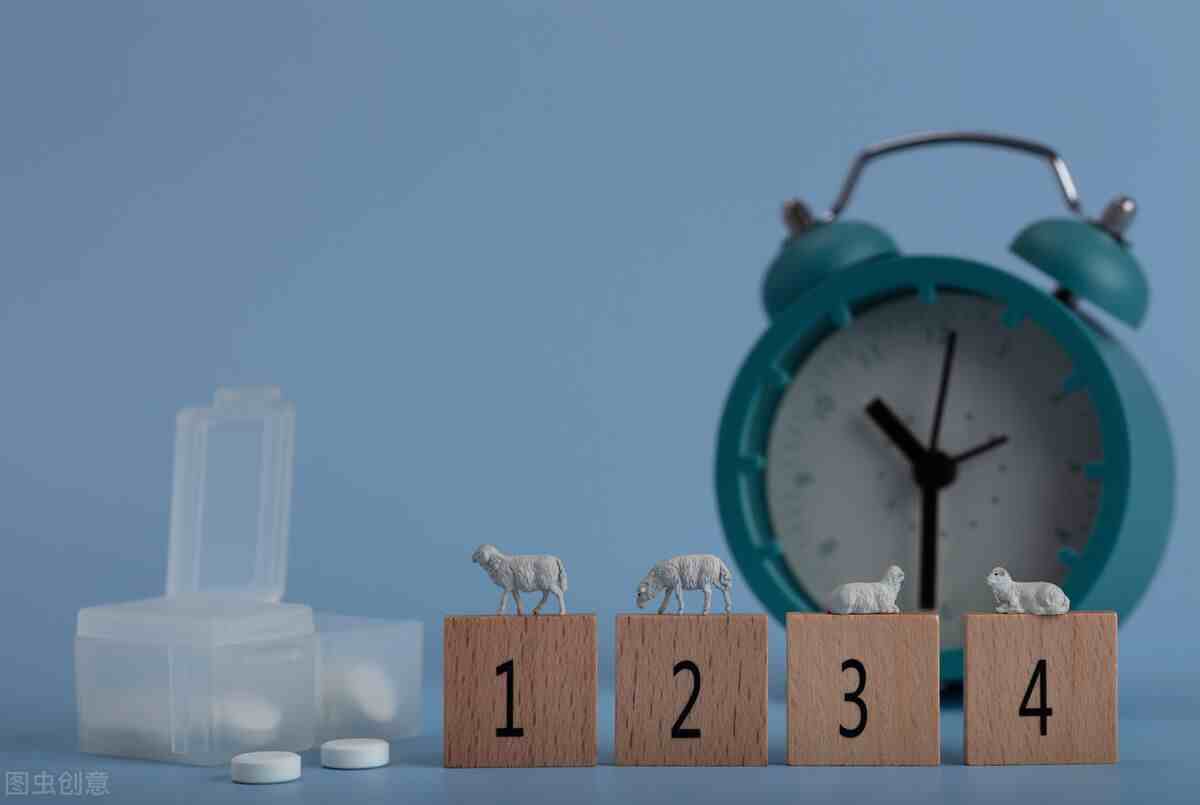 新研究：除了熬夜，睡得太早也会影响寿命，50岁以上更应多注意