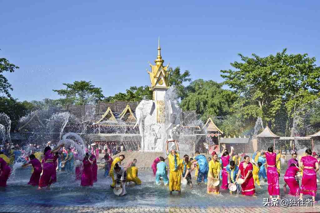 傣族新年，湿身欢庆，版纳民族最隆重的节日——泼水节