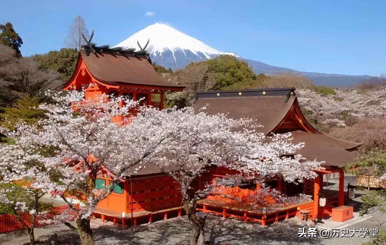 世界上最大活火山之一的富士山，怎么成了日本的象征