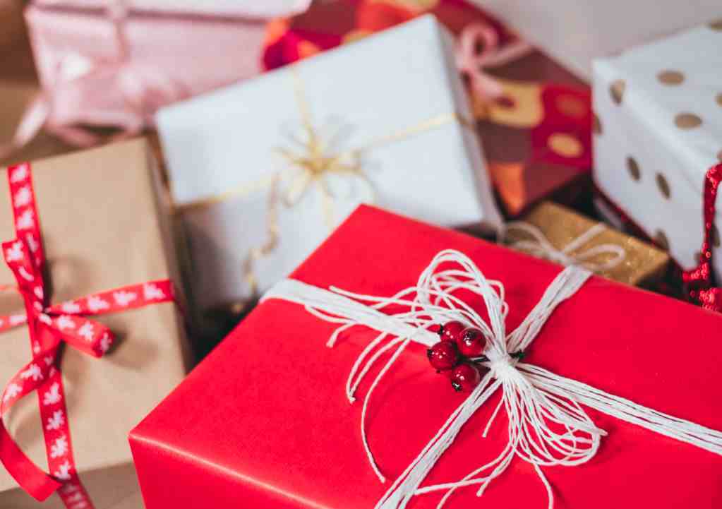 gift和present有什么区别？送出去的礼物别送错了