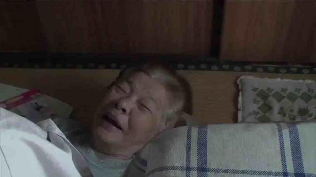 日本“最美”爱情，妻子85岁，丈夫94岁，夫妻生活55年，不离不弃