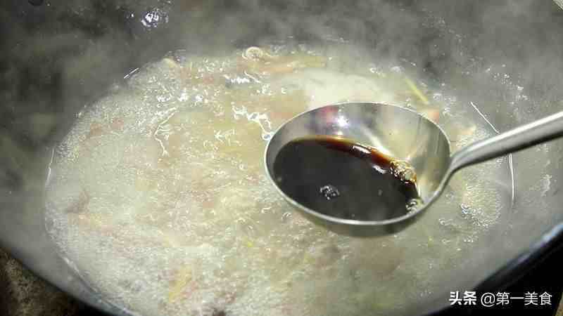 酸辣肚丝汤的正宗做法，按照厨师长的教程来，做出的汤酸辣爽口