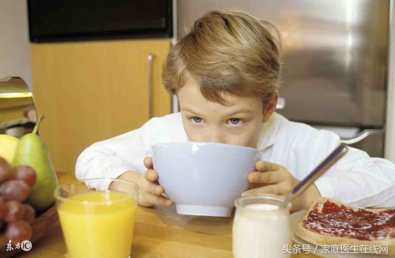 纯牛奶和酸奶哪个好？健康喝酸奶注意这4个要点