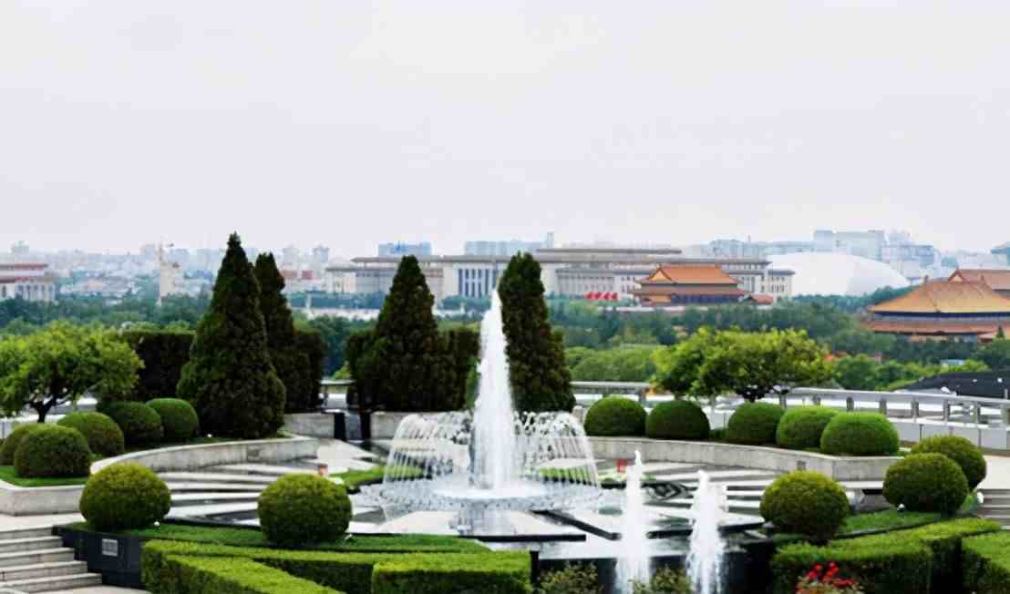 “晴格格”王艳的亿万豪宅！站在花园里一览故宫美景，简直太豪了