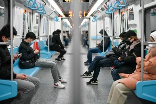 上海地铁可实时查询客流状况啦！挤不挤、热不热，手机一刷就知道