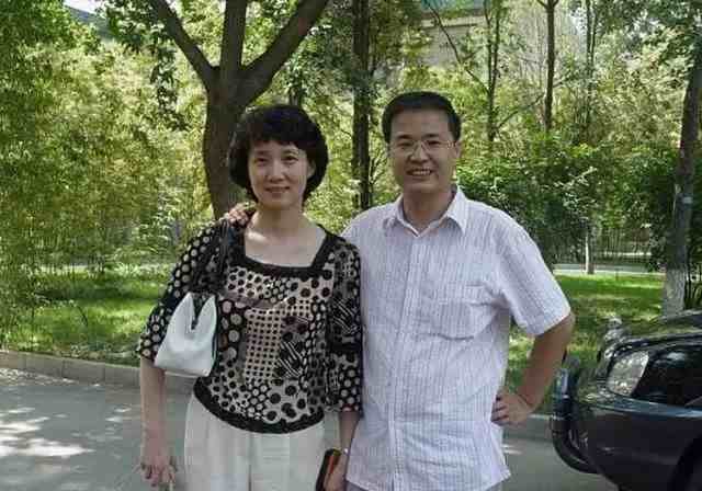 57岁李修平4次高考，差点错失央视“铁饭碗”，二婚后至今无子