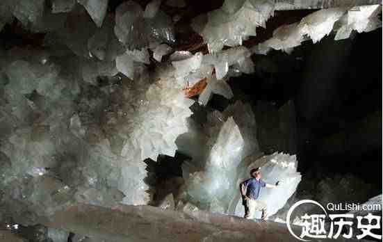 探索神秘的罗布泊地下洞穴之谜