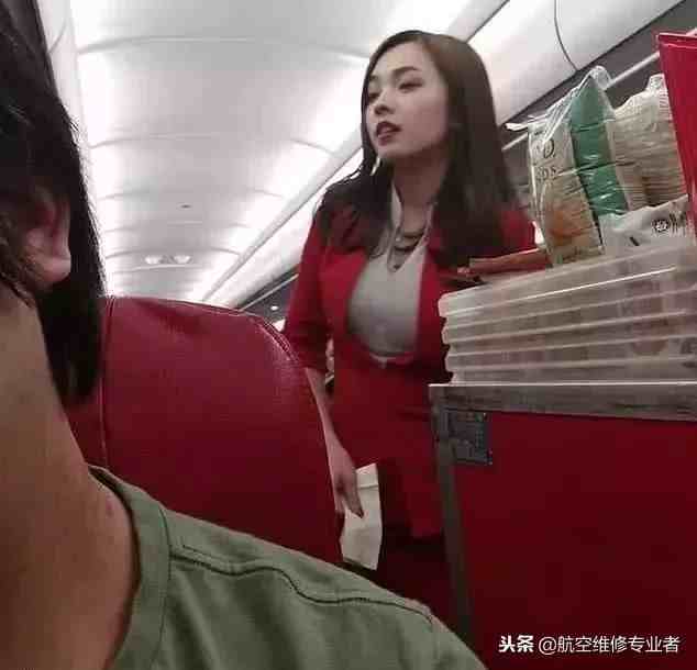 世界最美空姐？华人空姐靠身材颜值爆红澳洲，网友不淡定了！