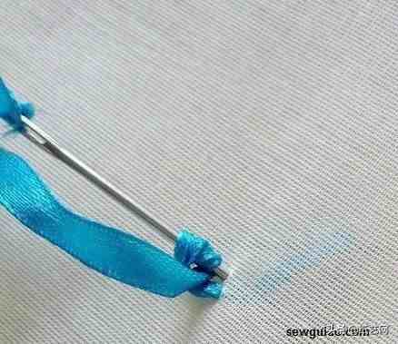 丝带绣教程|13种丝带、7种入门针法