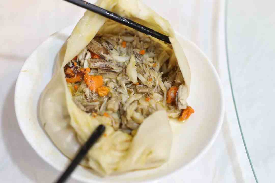 靖江最贵最好吃的蟹黄汤包，45元一个！吃货专程开车1小时去吃