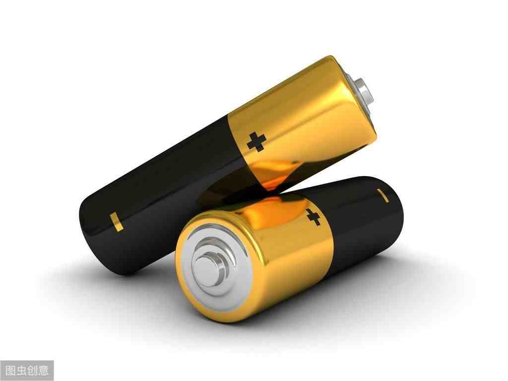 什么是电容，它在电路中起什么作用，它和电池有什么区别