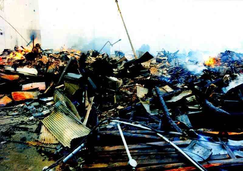 死伤5万人，损失千亿美元，1995年日本阪神大地震有多惨？