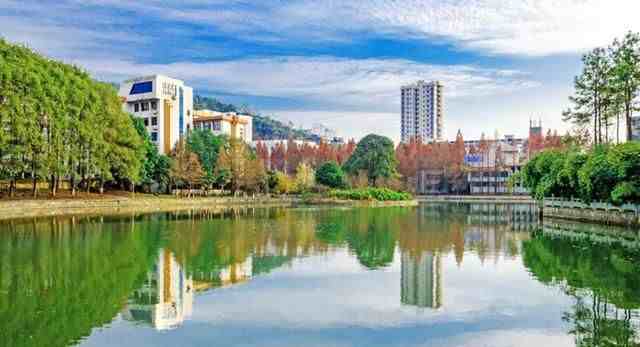 湖南吉首大学是一所什么层次的大学？在湖南省排什么位置？