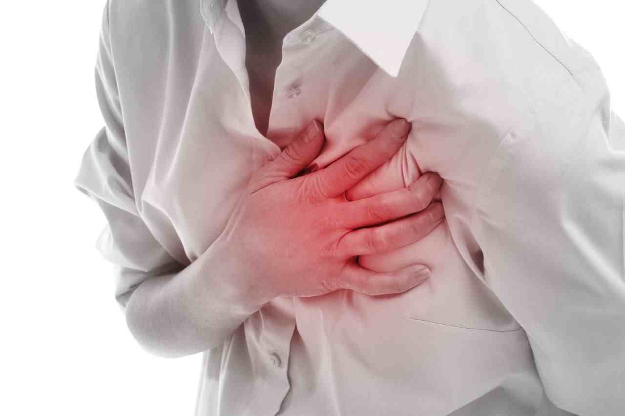 胸部疼痛是什么原因|胸部疼痛月经迟迟不来什么情况
