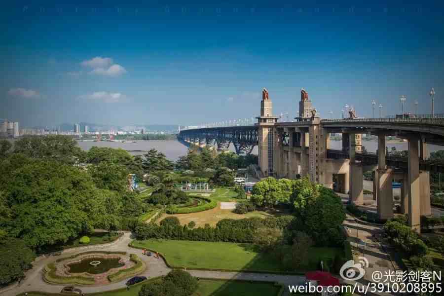 南京长江大桥新照出炉！惊艳了全世界！