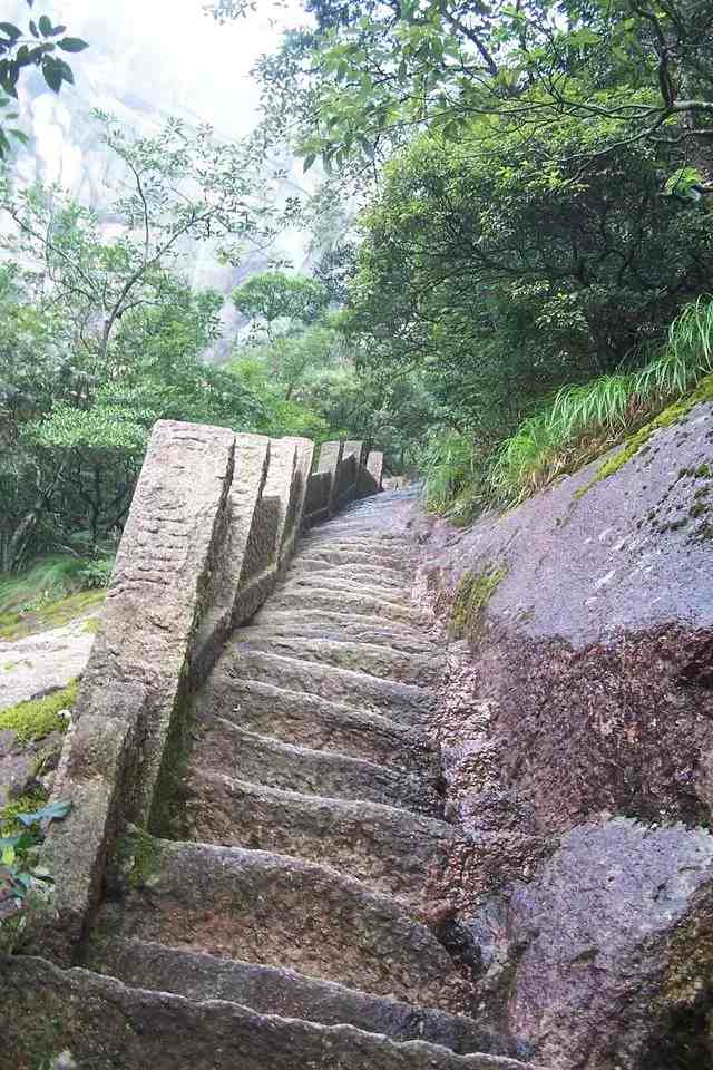 天都峰到底有多险？资深驴友告诉你亲身体验