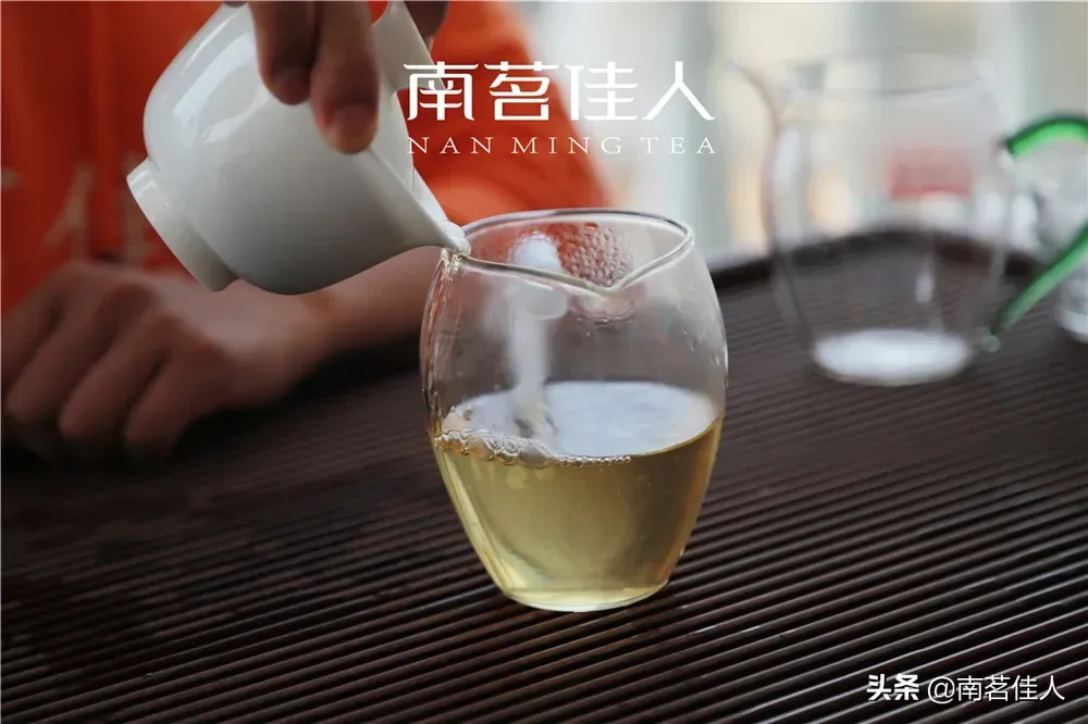 老班章普洱茶(老班章为什么能成为普洱茶界的王者)