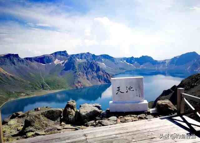 长白山天池火山|长白山天池，中国最大最深的火山湖