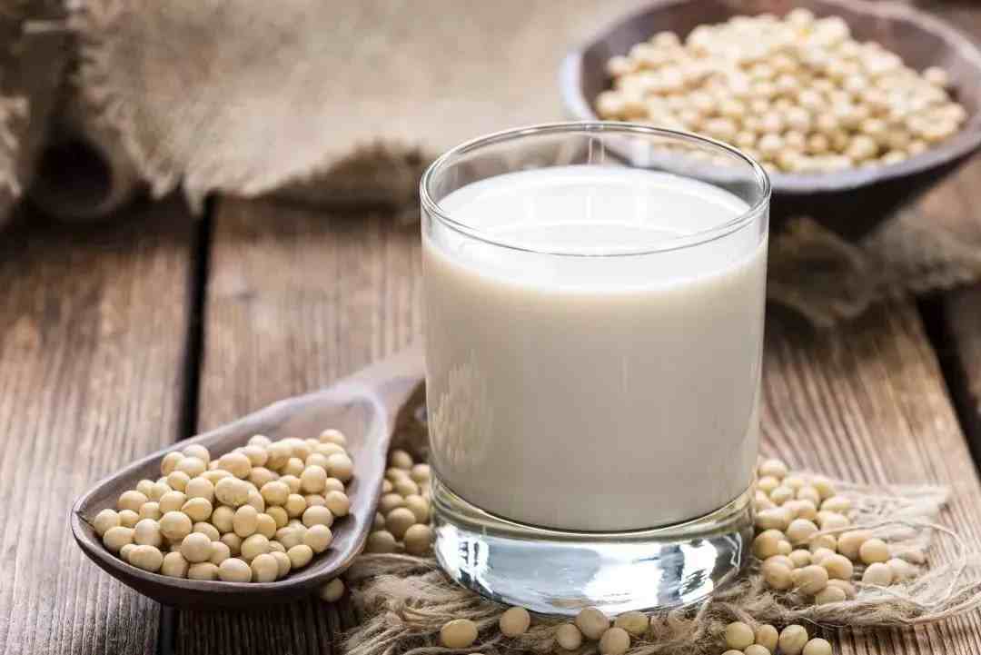 豆浆可以代替牛奶吗|豆浆是否能代替牛奶