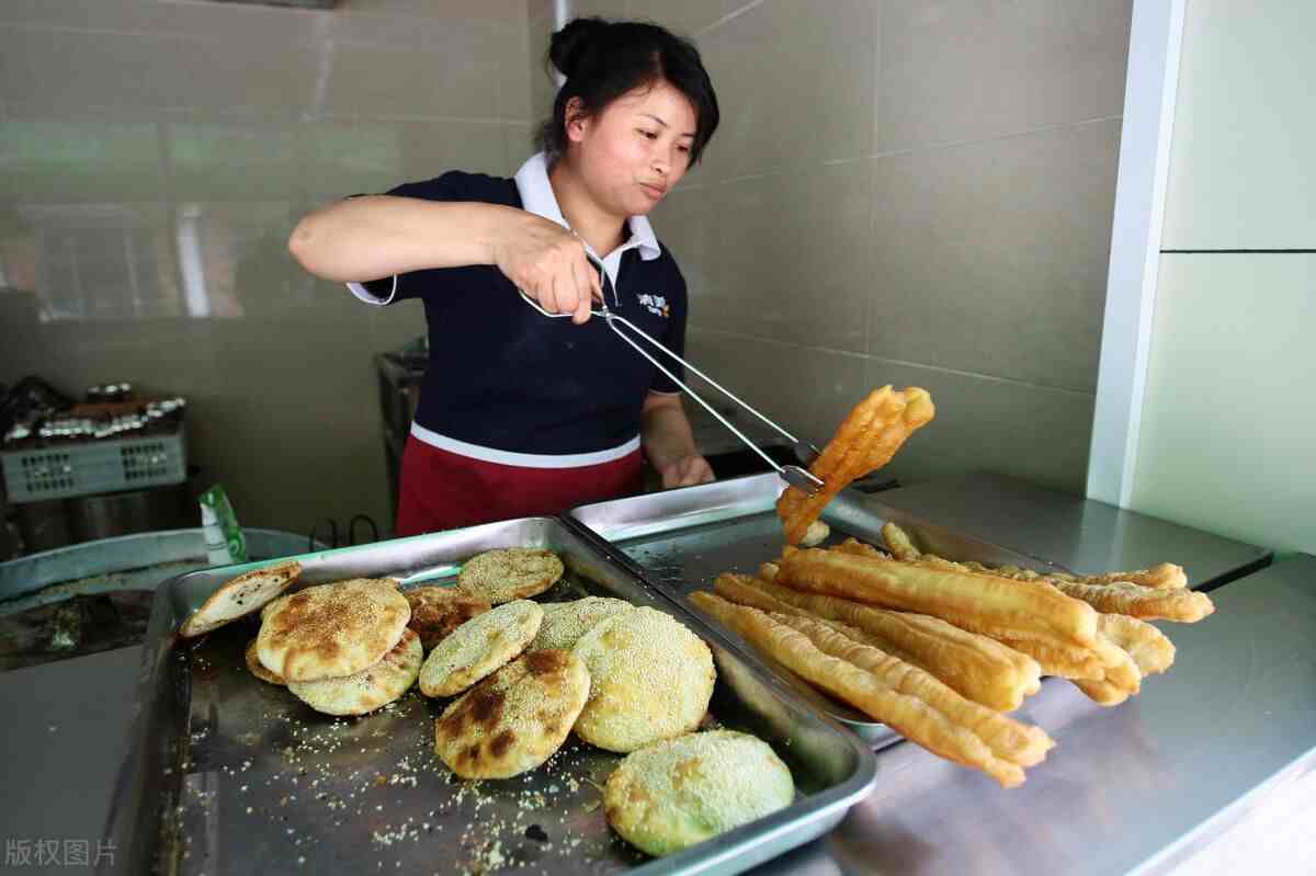 开家早餐店赚钱吗|农村美女开早餐店，一年盈利73万