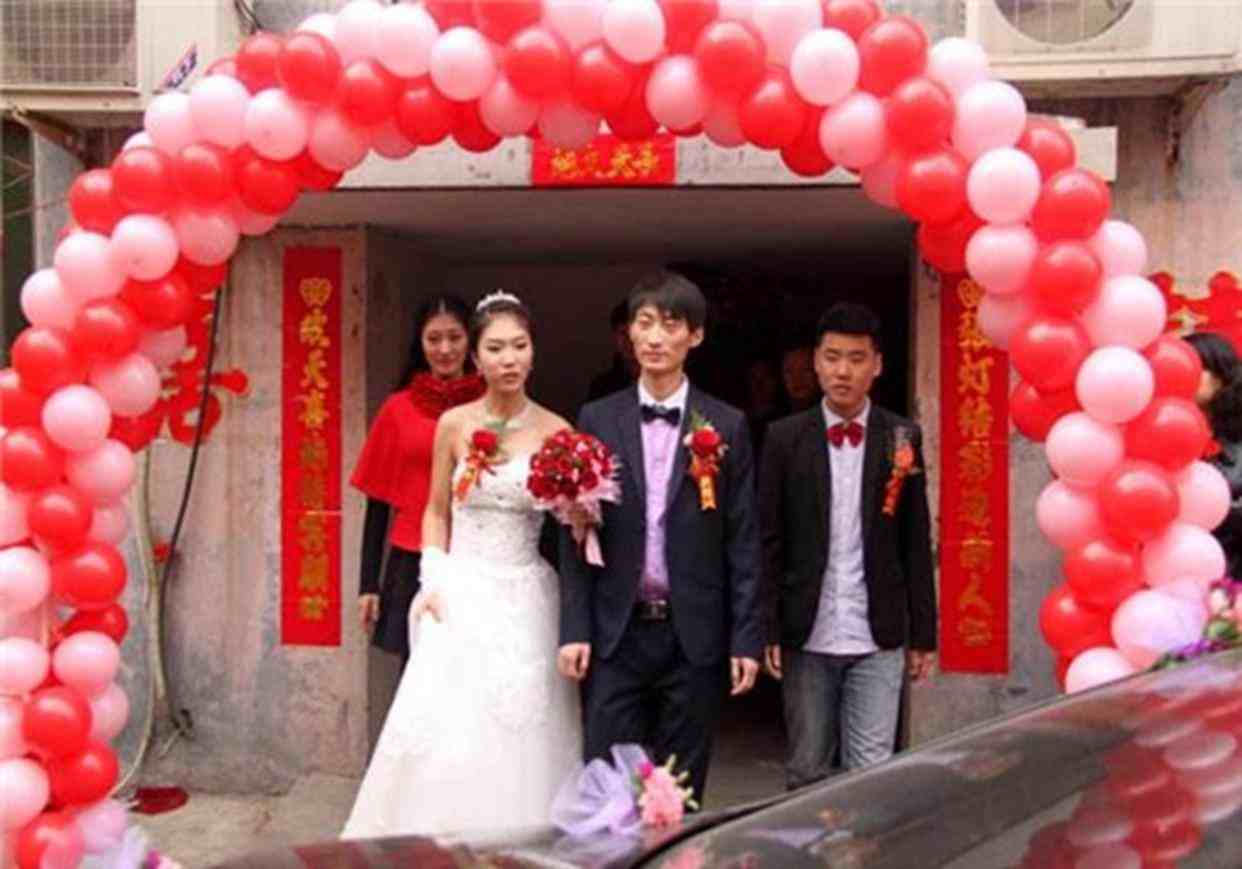 离婚后再见前妻，是什么样的感觉？3个男人说的很真实