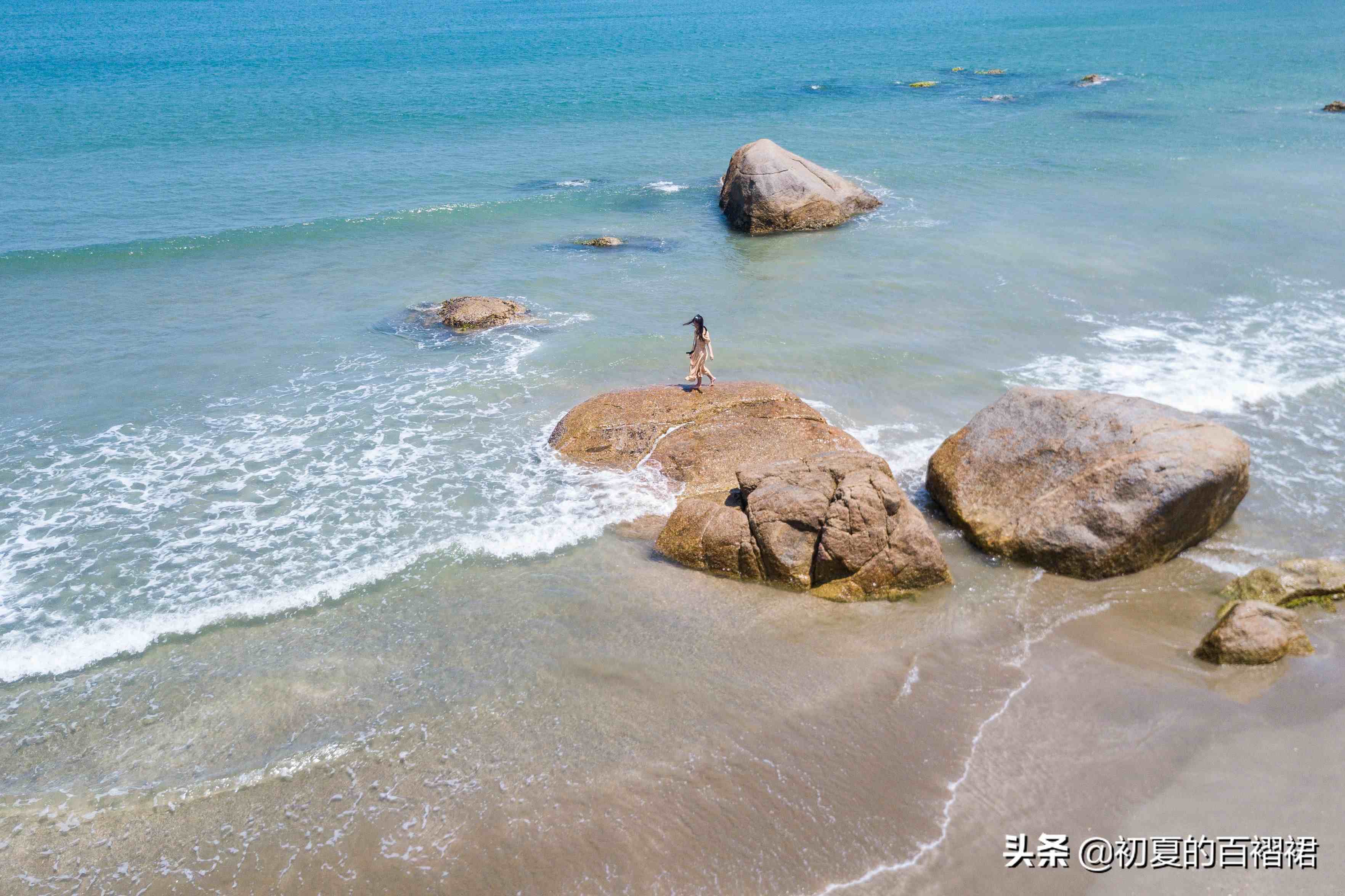 广东最美海滩汕尾红海湾，惊艳且免费的小众景点，吃住玩全攻略