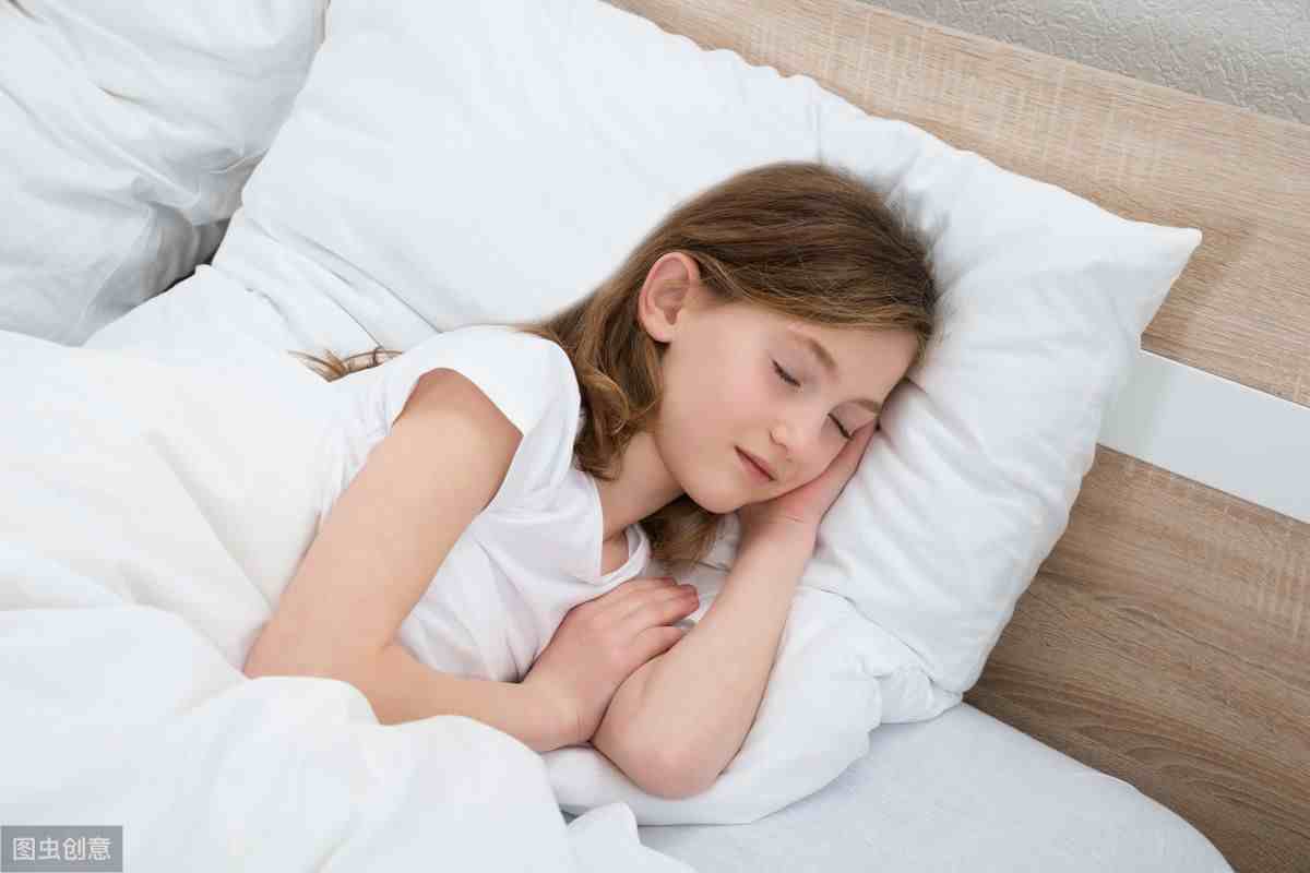开灯睡觉会对身体造成伤害吗|晚上开灯睡觉是个坏习惯