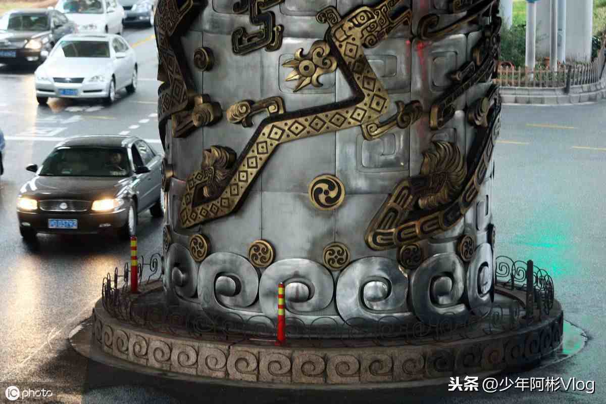 揭秘上海延安高架神秘的龙柱事件