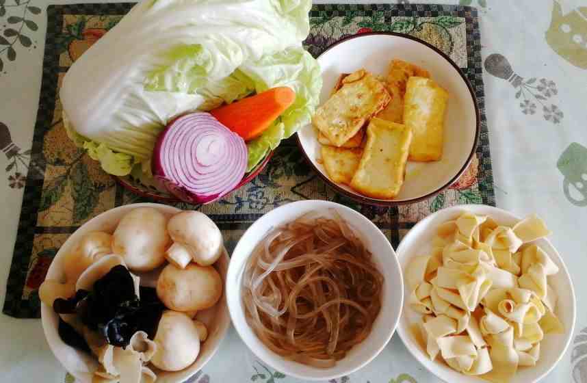 重阳节必吃的9种食物|重阳节用9种食材煲一道寿喜锅