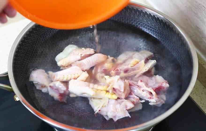 如何煲鸡汤|鸡汤的正确做法，简单3招炖出好喝的鸡汤