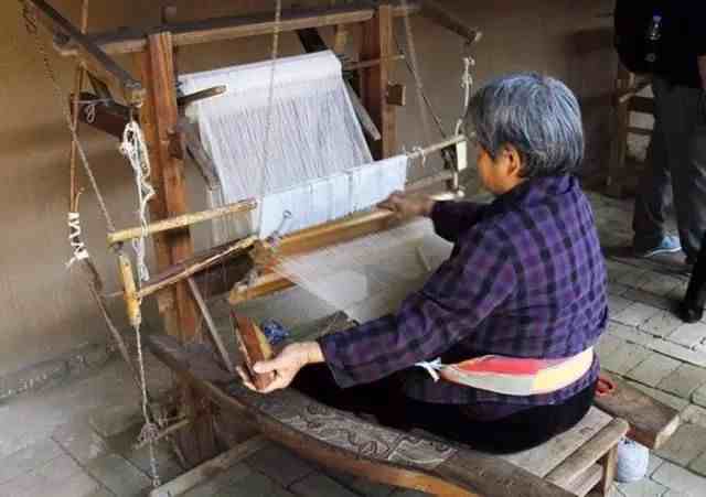 中国10大传统手工艺，老外们都羡慕不已！有些以后再也看不到了