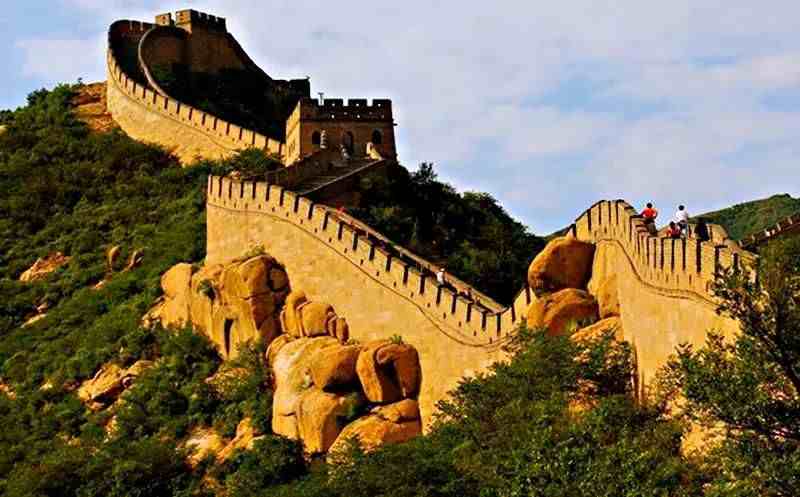 世界文化遗产、中华民族的象征，万里长城的介绍和旅游攻略