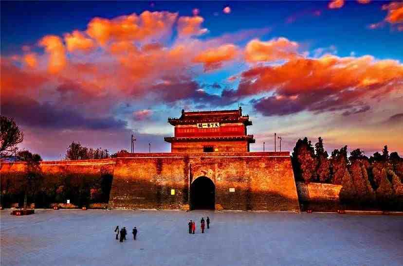 世界文化遗产、中华民族的象征，万里长城的介绍和旅游攻略