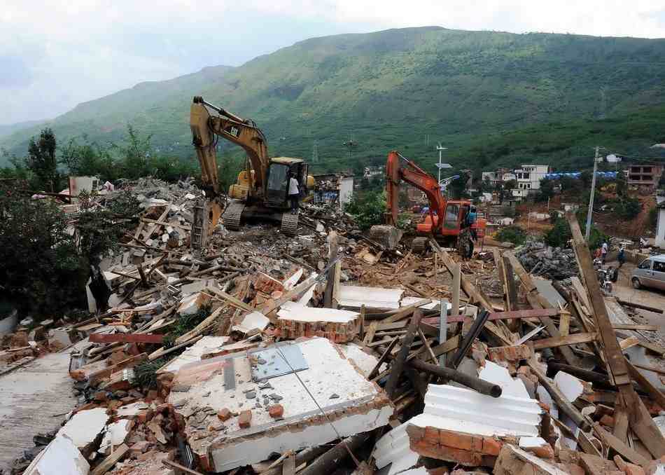 人类史上10大超级大地震，中国日本占一半，最高一次死亡83万