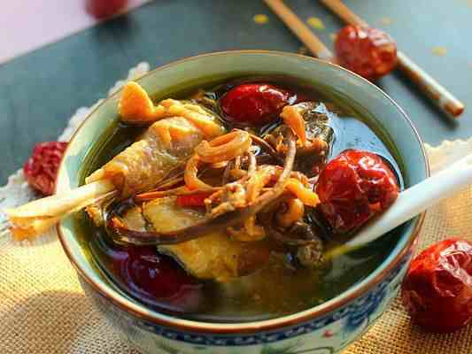 茶树菇炖鸡汤的做法|茶树菇鸡汤的做法步骤