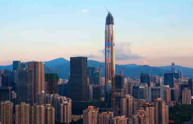 世界上“最高”的4大高楼，其中2座都在中国，是你家乡吗？