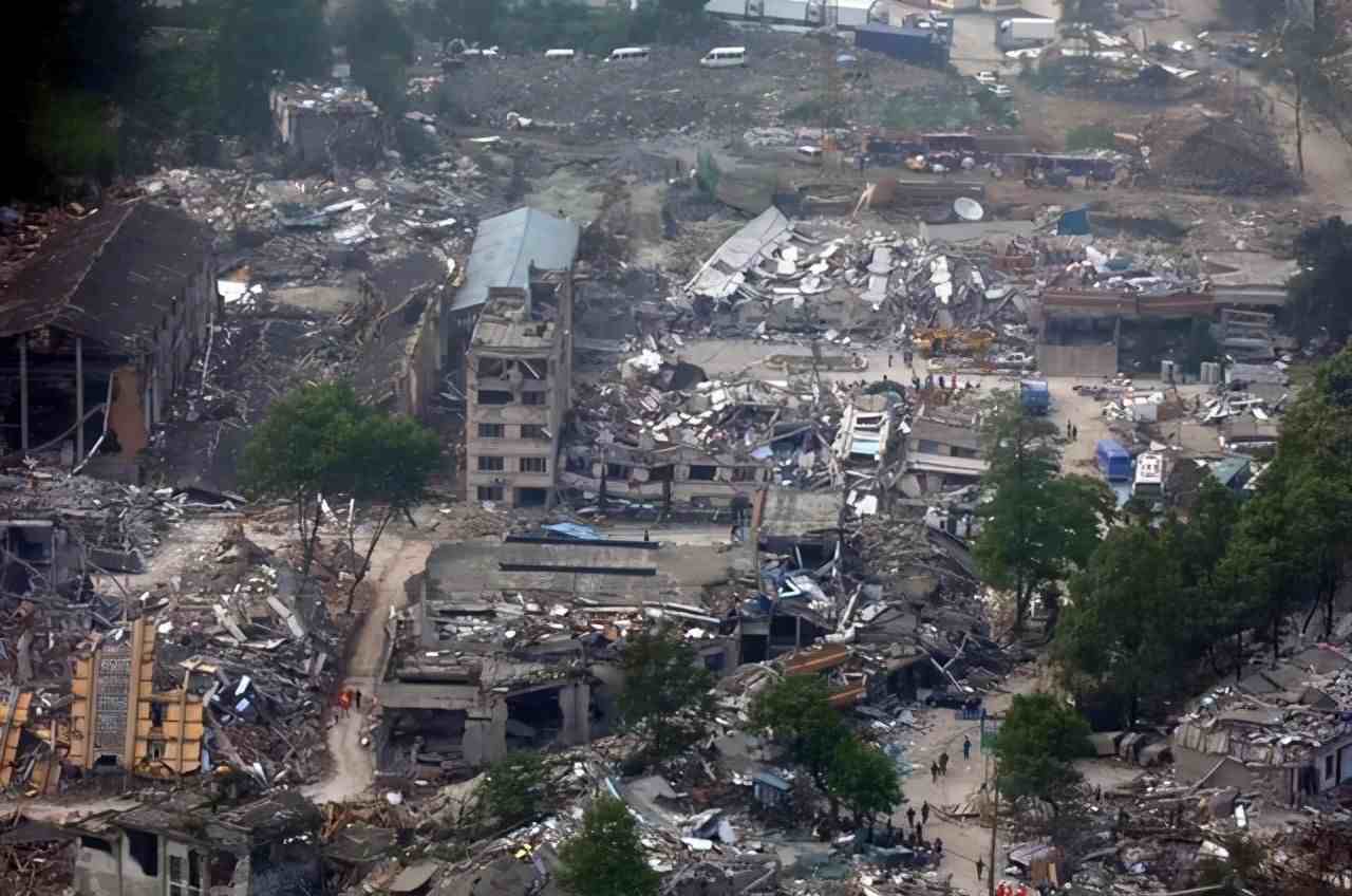 汶川大地震，为什么会发生在13年前的5月12号？